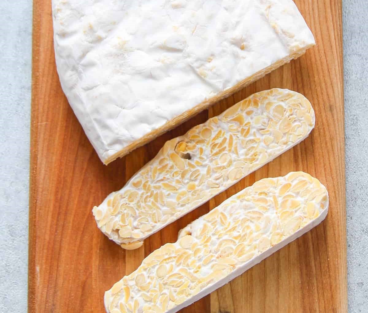 เต็ม เป Google Doodle ยกย่อง Tempeh เต็มเป เป็น วันเฉลิมฉลองเต็มเป มรดกภูมิปัญญาจากเกาะชวา เต็มเปคือ อาหารที่เตรียมด้วยการหมักจนถั่วเหลือง