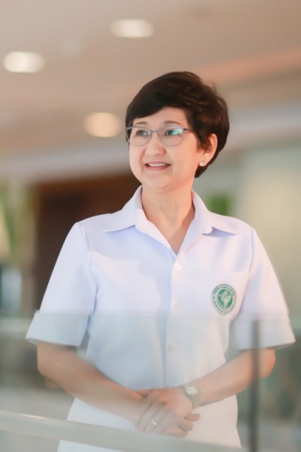 นางกฤษดา แสวงดี 