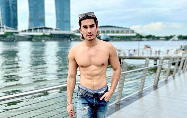 ดิว นัทธพงศ์ โชว์ของ